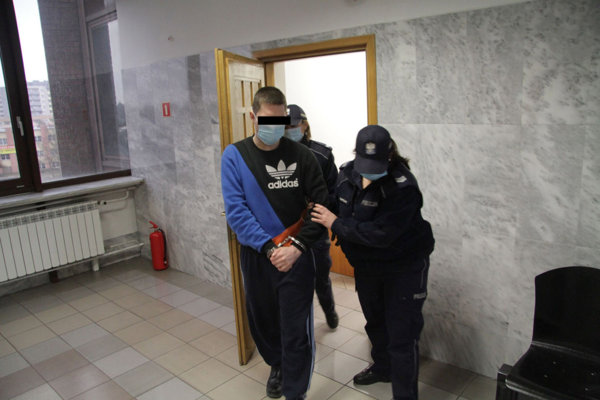 Poćwiartował partnerkę i spalił w piecu. Dostał tylko 5 lat