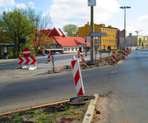Budowa buspasu na Wałach Jagiellońskich zmierza ku końcowi [ZDJĘCIA]