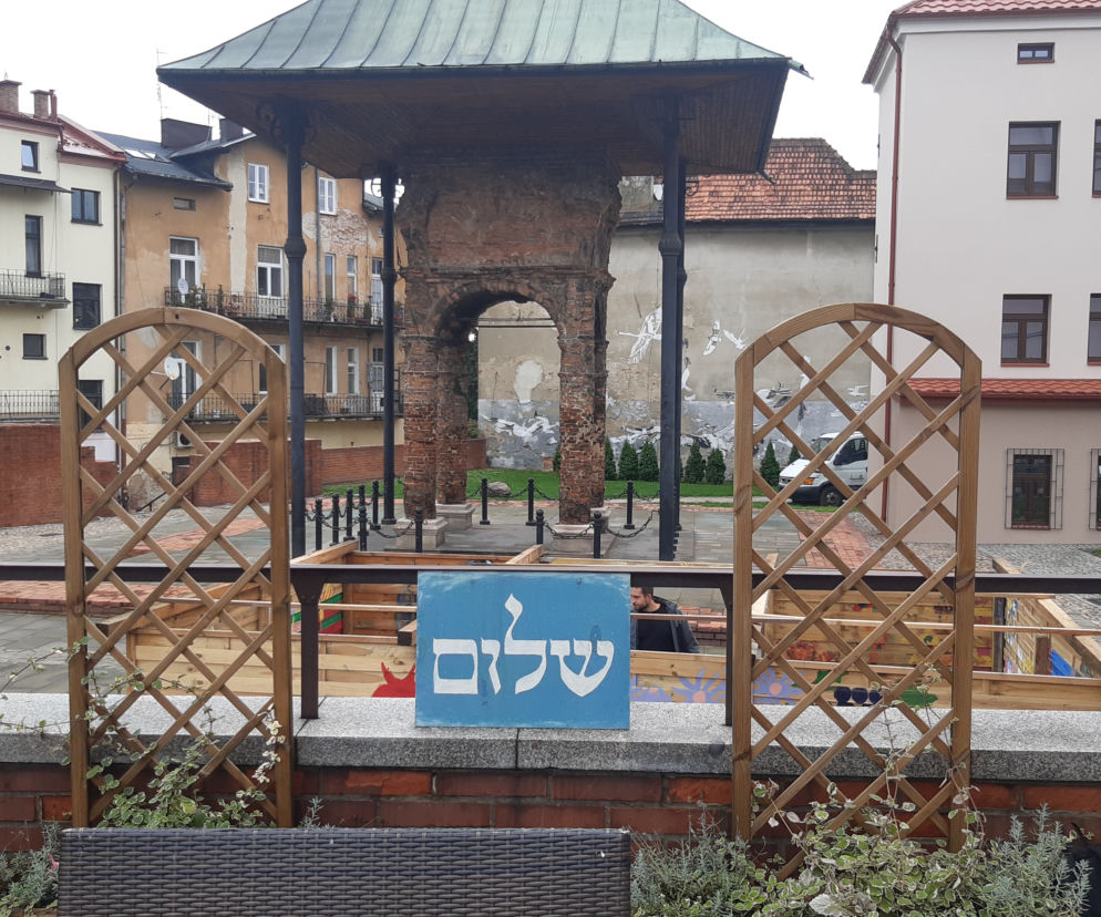 W Tarnowie stanął szałas