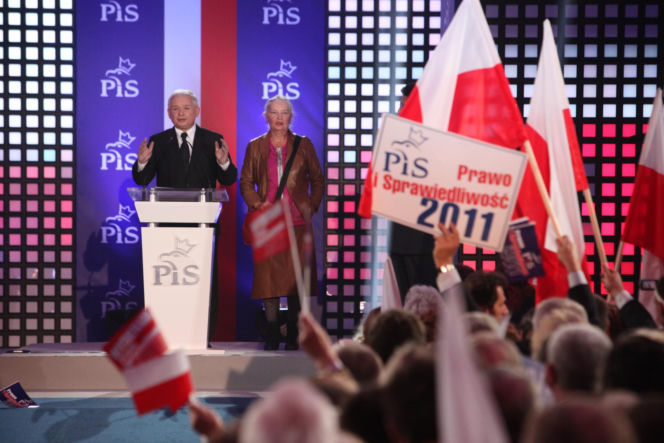 Tak wygląda grób prof. Jadwigi Staniszkis dwa lata po śmierci