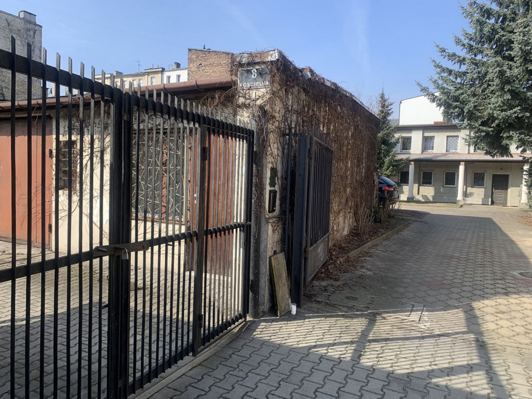Śmierć księdza i diakona w Sosnowcu. Mieszkańcy w szoku. Myślą, że doszło do dwóch zabójstw