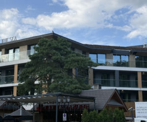 Apartamentowiec na plaży w Międzyzdrojach
