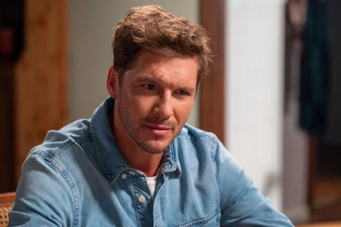 M jak miłość odc. 1895. Marcin (Mikołaj Roznerski)