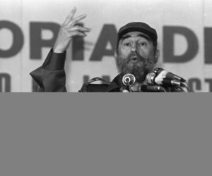Fidel Castro nie żyje.