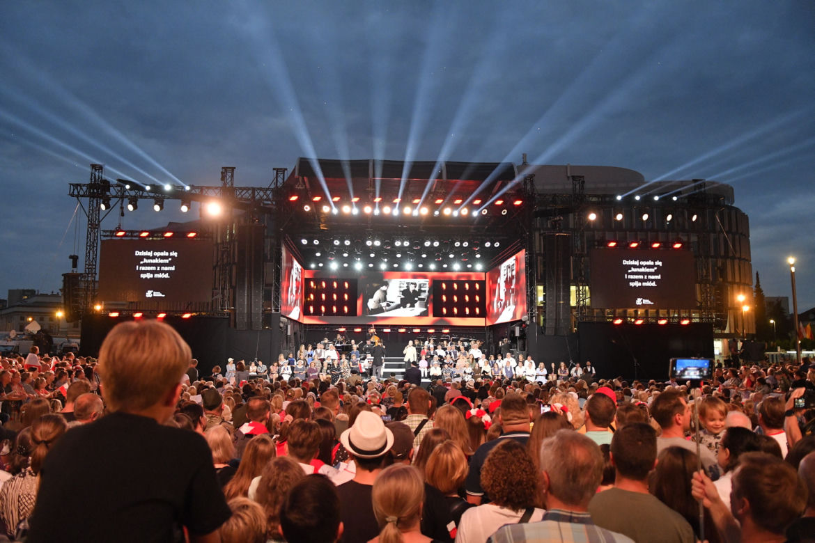 „Warszawiacy śpiewają (nie)zakazane piosenki”. Koncert wrócił po pandemicznej przerwie