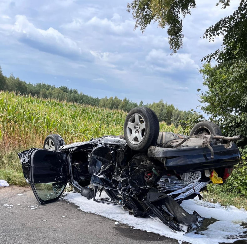 Karolina wracała z przyjaciółmi ze zbioru borówek. Zginęła w potwornym wypadku