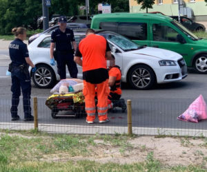 Makabryczny wypadek na Obozowej. Audi spowodowało masakrę na pasach