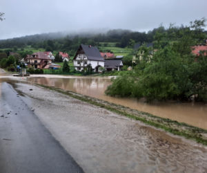 Węglówka. Górski potok porwał drogę! Ogromna skala zniszczeń