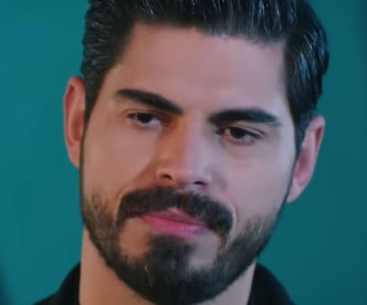 Panna młoda, streszczenie odcinka 56. Cihan nie cofa się przed niczym i porywa Hancer