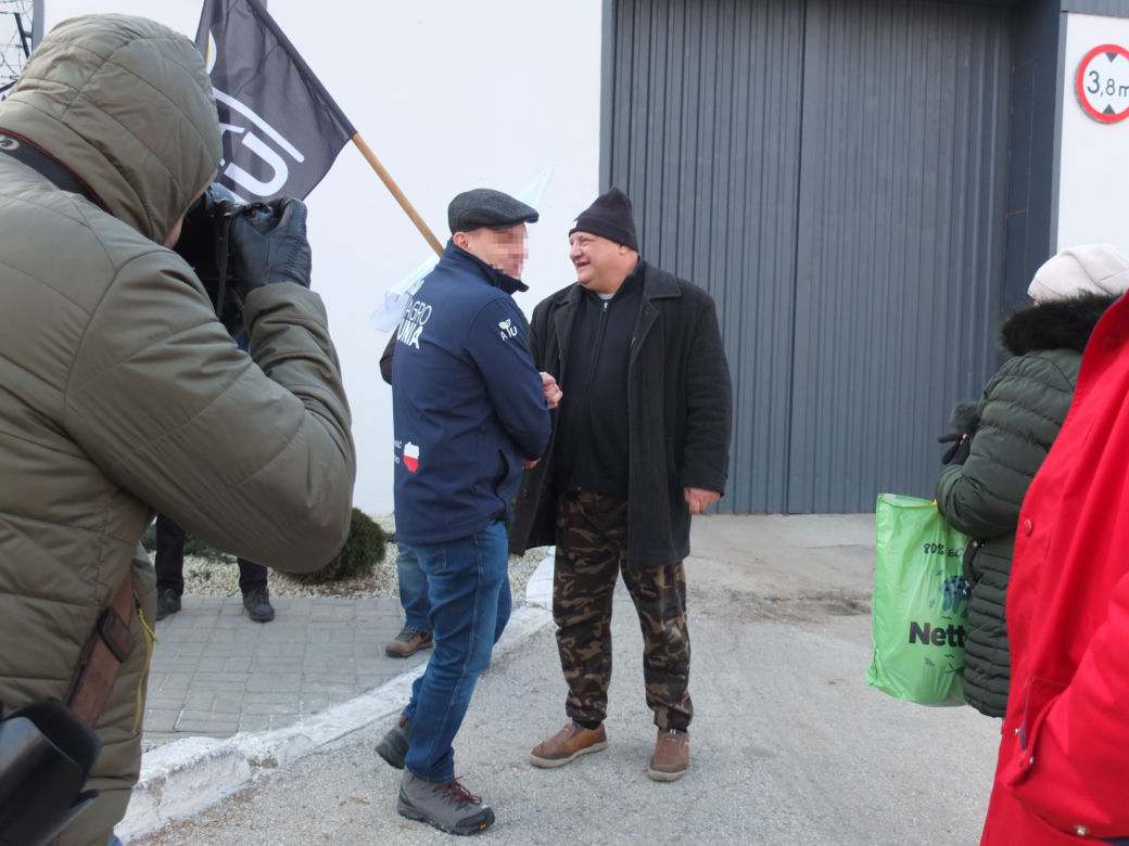 Rolnik poszedł siedzieć za brak kolczyków u świń. Protest w Lublinie