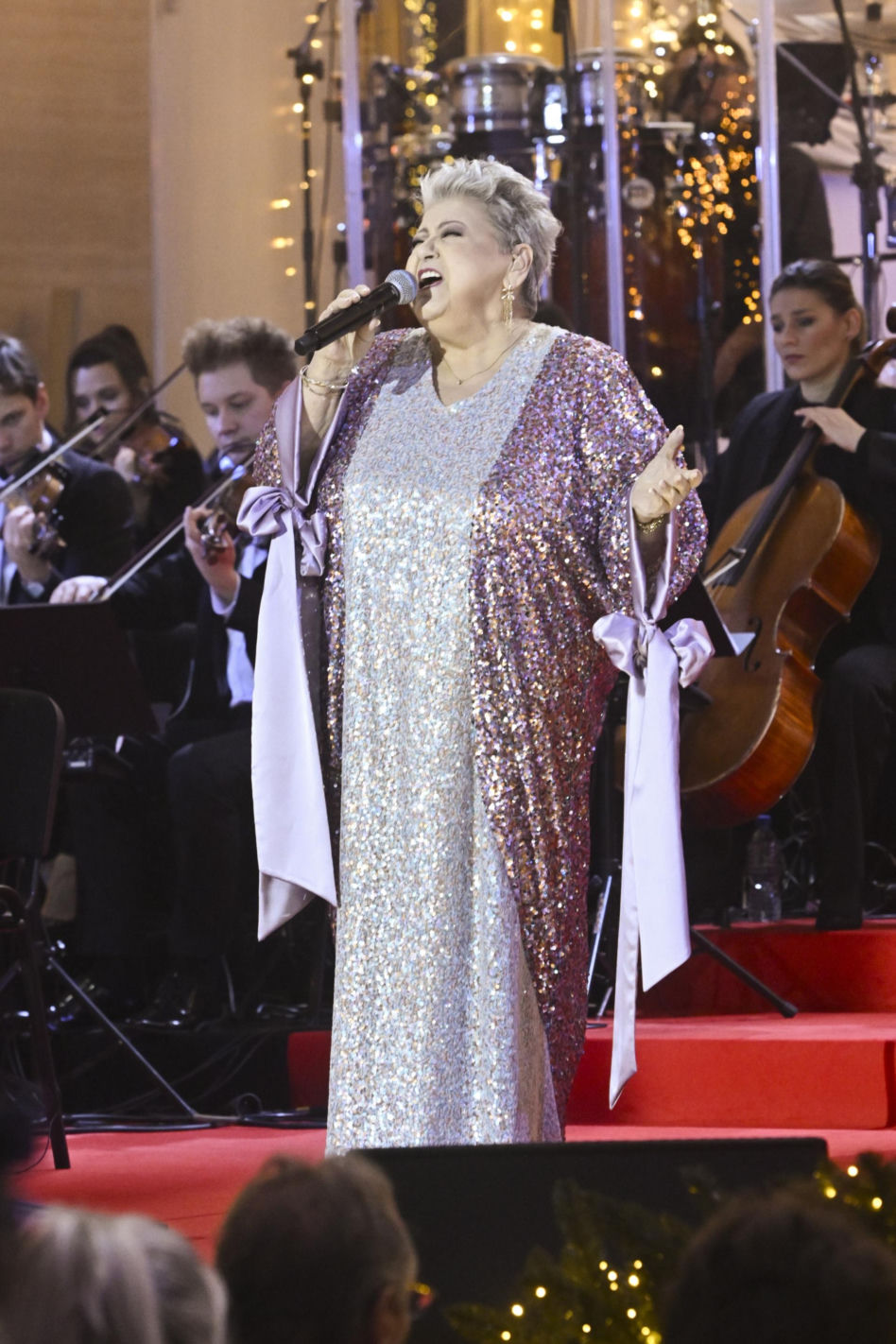 Koncert kolęd w TVN. Ewa Bem nie do poznania