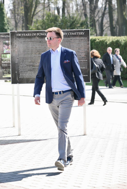 Tak się stroi Szymon Hołownia