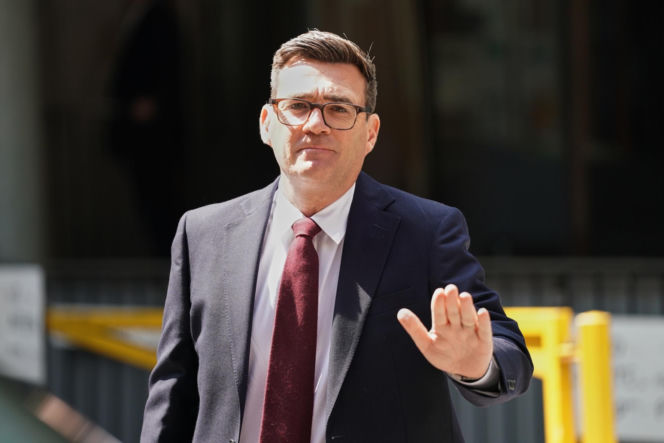 Andy Burnham został w poniedziałek 59. premierem Wielkiej Brytanii - potwierdził Pałac Buckingham