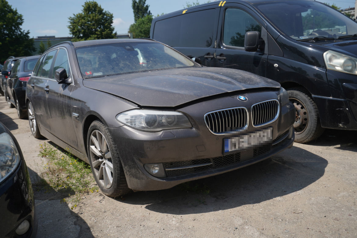 Warszawski ZDM licytuje samochody z ulicy! W ofercie są prawdziwe perełki