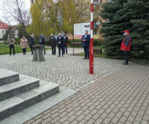 Grudziądz - Odsłoniętą pamiątkową tablicę 
