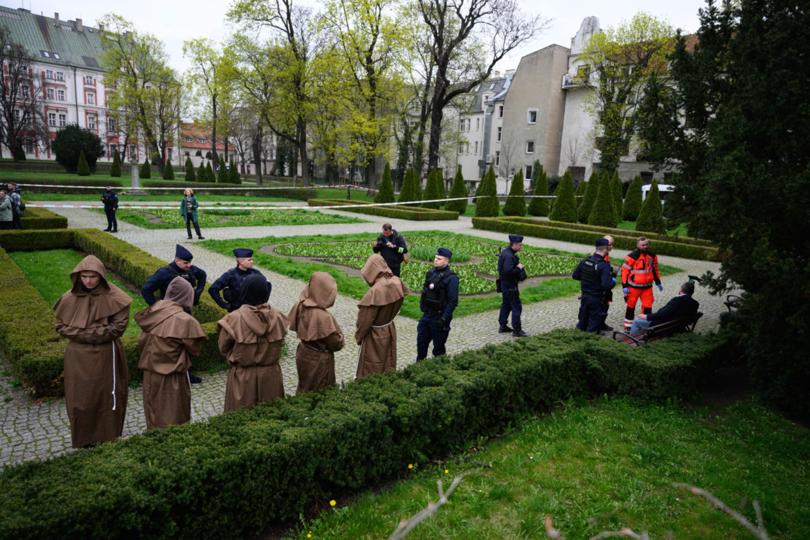 Poznań: Ćwiczenia "Wolf-Ram 23" w Parku Chopina