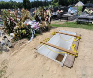 Pogrzeb ofiar zabójstwa w Borowcach. Gianni pożegnał swoich bliskich [ZDJĘCIA]
