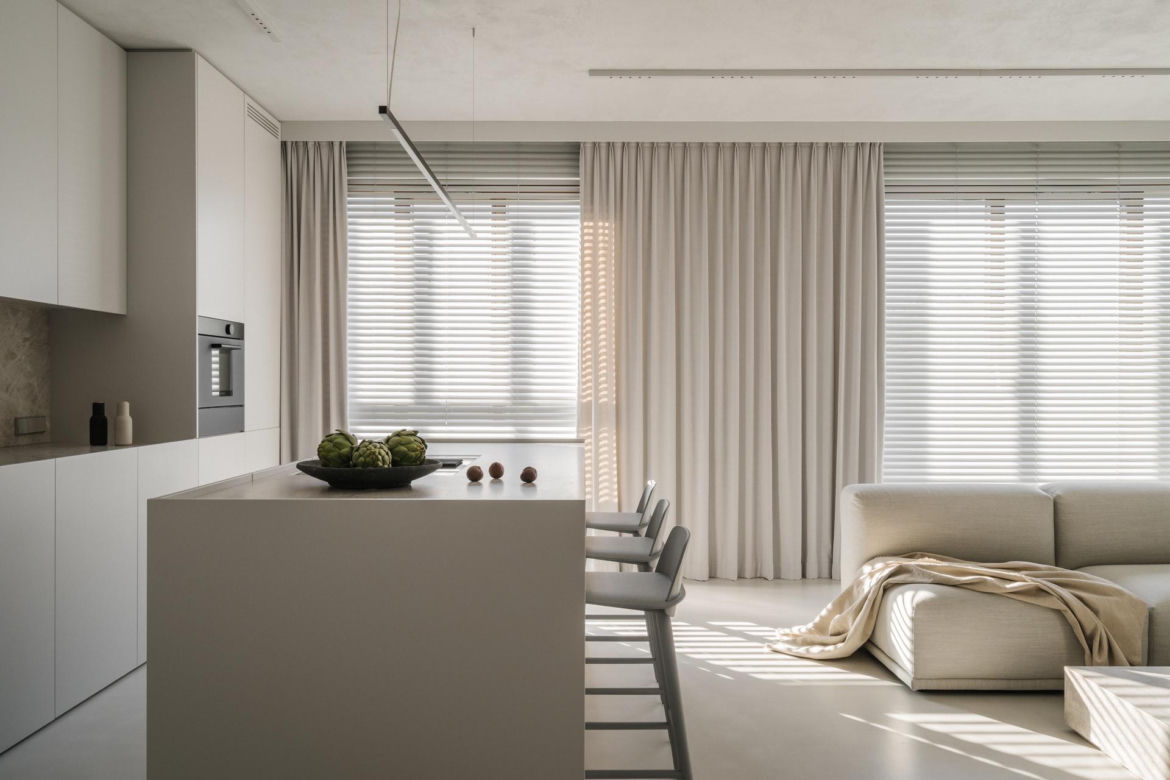 Minimalistyczne mieszkanie architektki