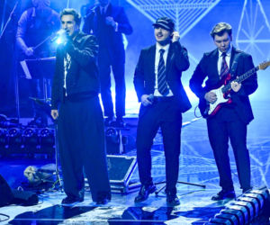 Co ona ma na sobie?! Szroeder wyglądała jak w firance z PRL-u