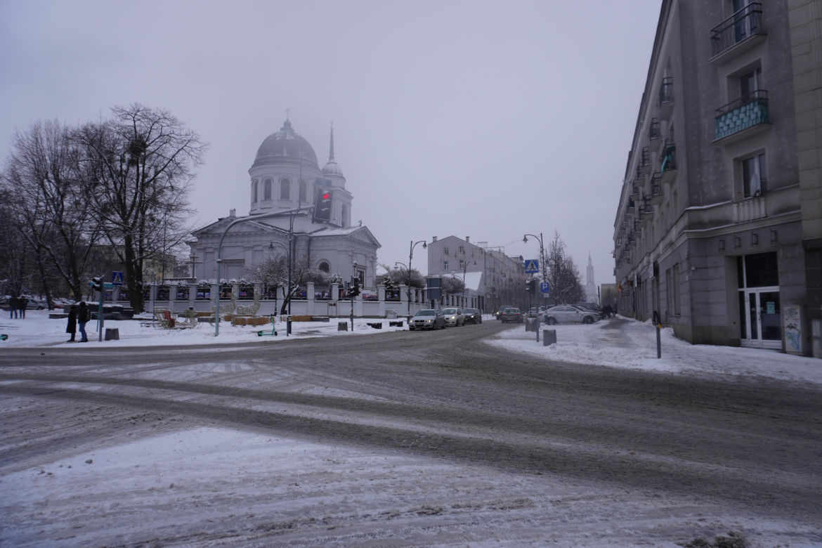 Sytuacja na drogach w Białymstoku. Styczniowy atak zimy w Podlaskiem