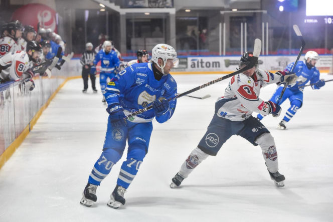 KH Energa Toruń - Unia Oświęcim 2:1! Zdjęcia kibiców i zawodników obu drużyn