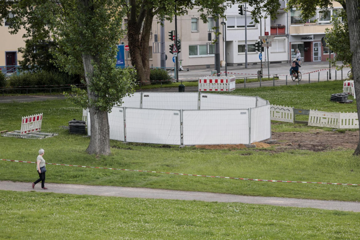 Niemcy/ W centrum Kolonii znaleziono niewybuchy z czasów II wojny, ewakuowano 20 tys. osób