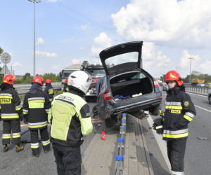 Wypadek Na S8, wjechał na barierki