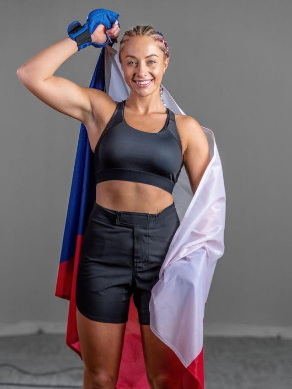 Hanka Gelnarova, zawodniczka KSW