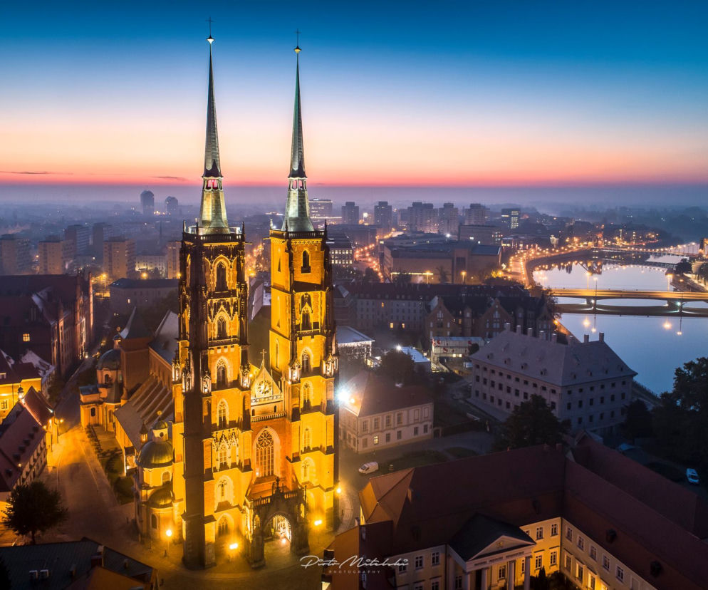 Ostrów Tumski o poranku