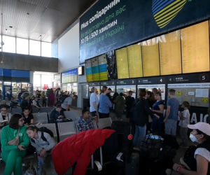 Uchodźcy z Ukrainy masowo wyjeżdżają z Warszawy