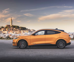 Ford Mustang Mach-E GT (Cyber Orange)