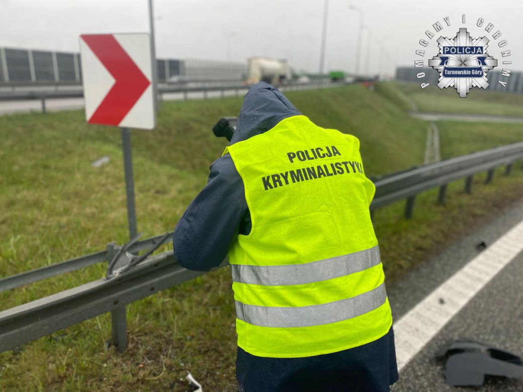 Horror na A1. Dwie osoby zginęły w makabrycznym wypadku busa