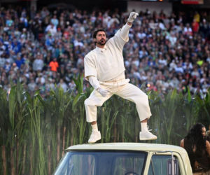 Halftime show na Super Bowl 2026: Bad Bunny, Lady Gaga, Pedro Pascal, Cardi B, John Bon Jovi i smaczki polityczne