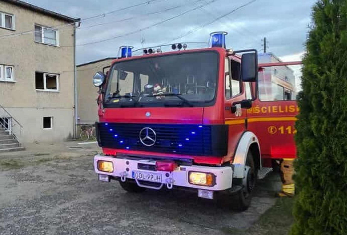 Szyby wyleciały z okien! Potężny wybuch gazu w domu wielorodzinnym
