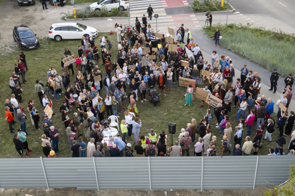 Protest w Piasecznie przeciwko Data Center