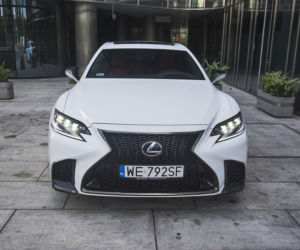 Lexus LS500h F-Sport