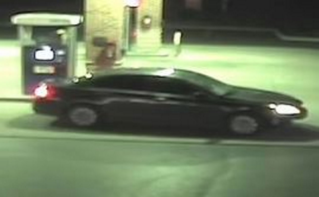 Ukradziono auto z półrocznymi bliźniętami! Odnalazło się tylko jedno dziecko