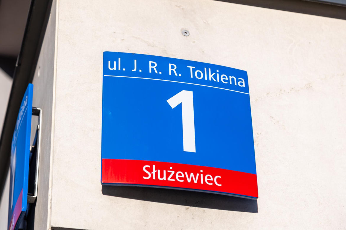 Ul. J. R. R. Tolkiena, Służewiec