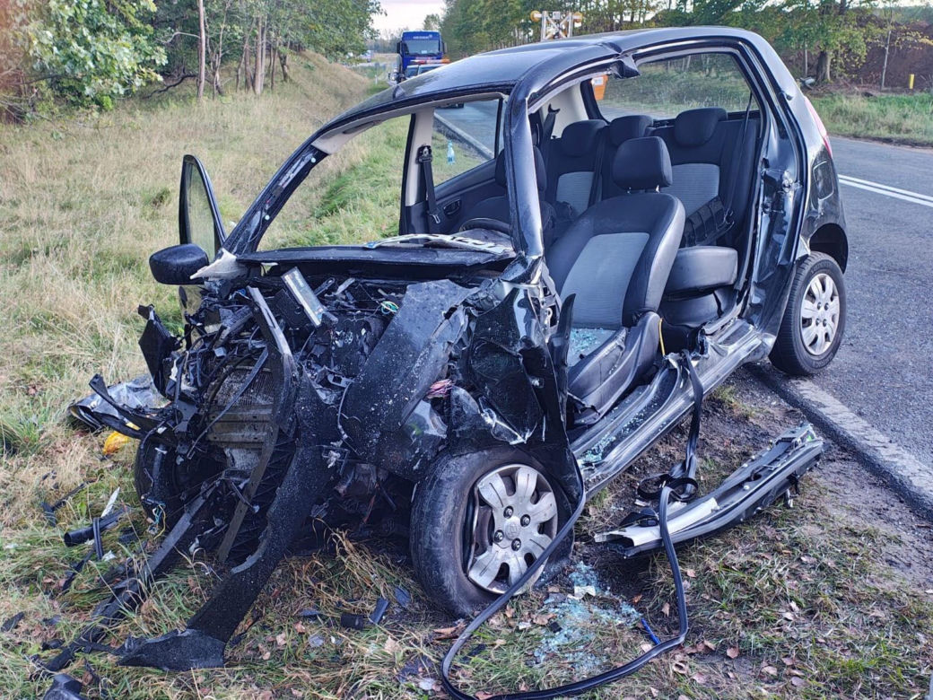 Tragiczny wypadek na DK 11 między Szczecinkiem a Wierzchowem! Nie żyją dwie osoby