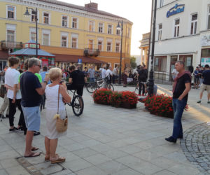 Tak protestowali mieszkańcy Tarnowa! Wsparcie dla telewizji TVN