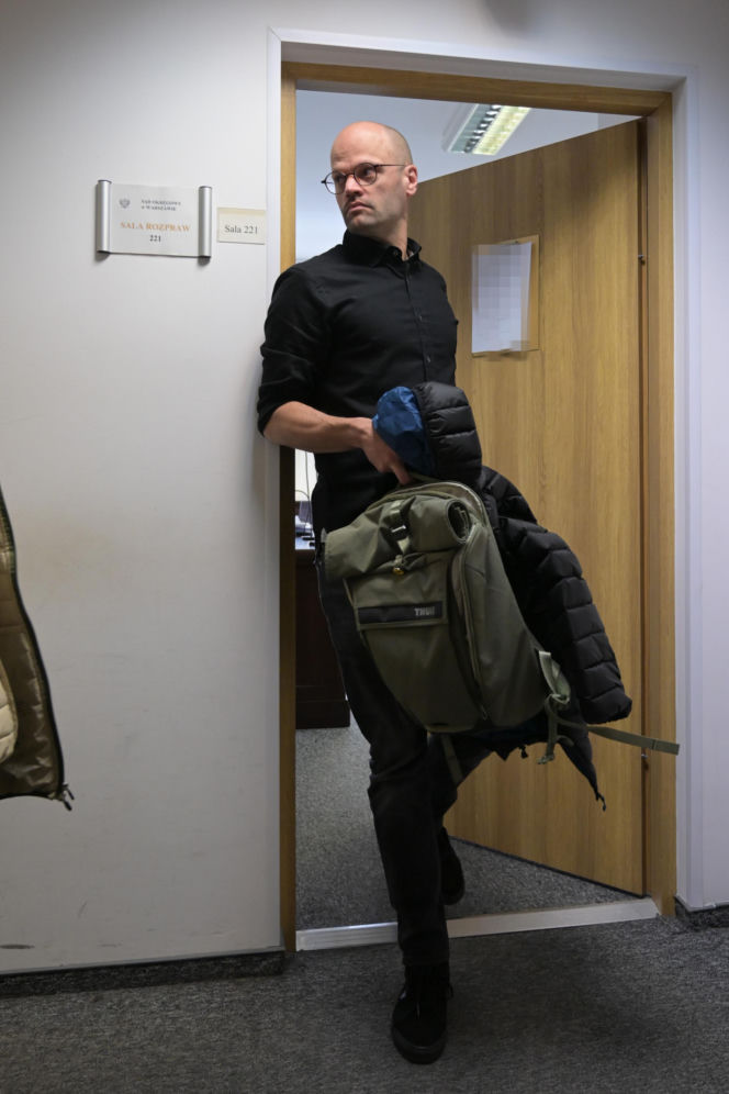 Katarzyna Wajda czekając na rozwód, całowała się w sądzie