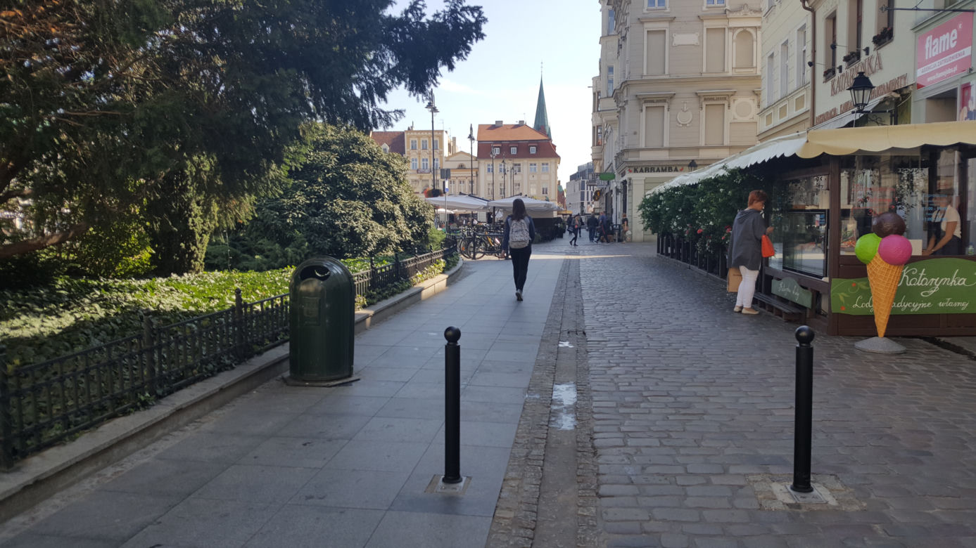 Nowa organizacja ruchu w centrum Bydgoszczy. Służby ratunkowe mają specjalne klucze