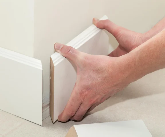 Myślałeś, że listwy to drobiazg? Ceny i rodzaje listew przypodłogowych