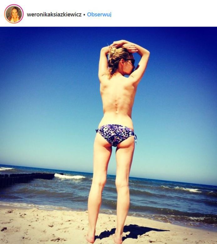Weronika Książkiewicz w bikini - galeria