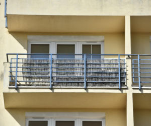 Bydgoszcz w żałobie po śmierci 4-letniego Szymusia, który wypadł z balkonu. „Serce pęka na pół”