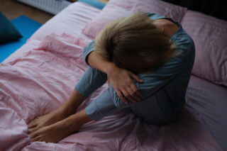 Opieka nad dziećmi na barkach 12-latka. Matka wyjechała