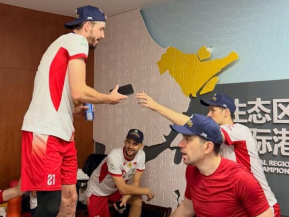 Fatalne wiadomości, polscy siatkarze na dobre utknęli w Chinach! Wiadomo, kiedy mają wrócić do kraju