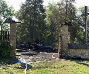 Krzyż przetrwał inferno. Zadziałała opatrzność?