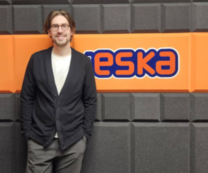 Belfer UWM z wyjątkowym głosem. Łukasz Reks gościem Eski [PODCAST]