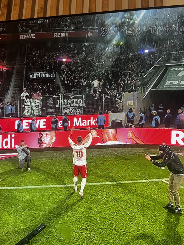 Lukas Podolski. Pożegnanie z kibicami w Kolonii
